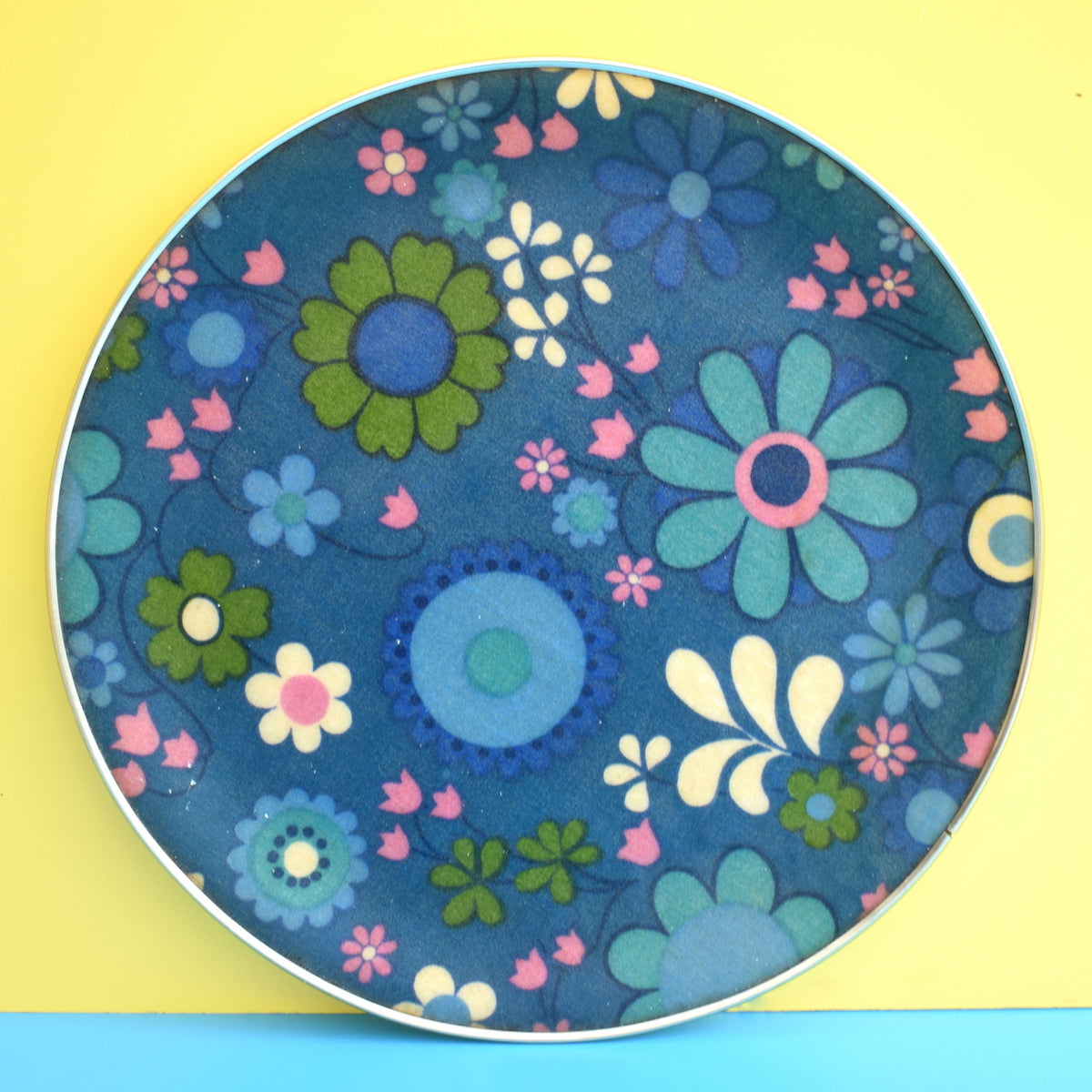 Vintage 1960s fibreglass Round Tray - Flower Power Design - Blue
