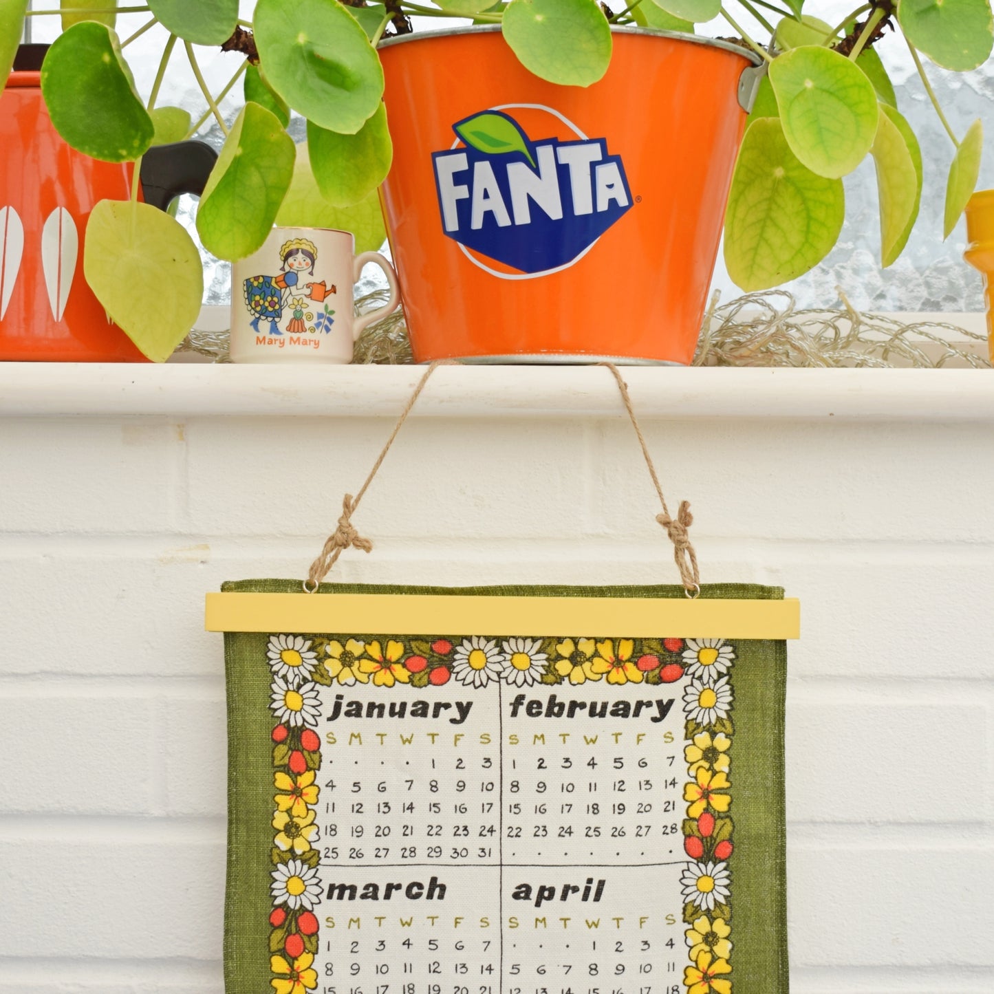 Vintage 1980s Calendar Hanging - Flowers by Pineapple Retro