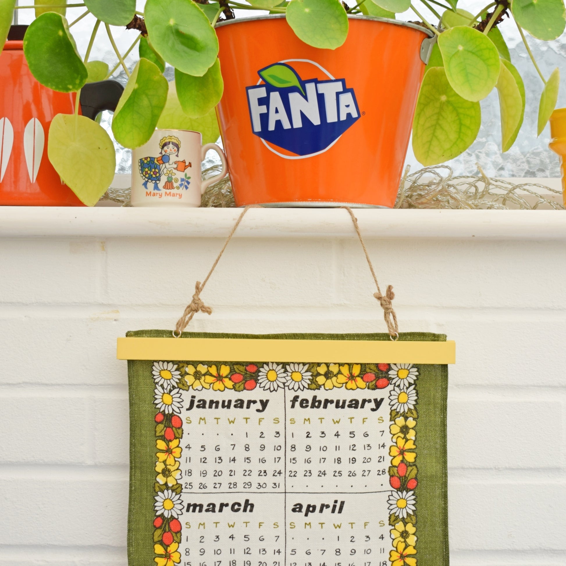 Vintage 1980s Calendar Hanging - Flowers by Pineapple Retro