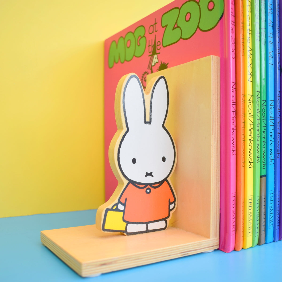 Retro Book Ends & Bag - Miffy Bunny - Dick Bruna - Wooden - Orange