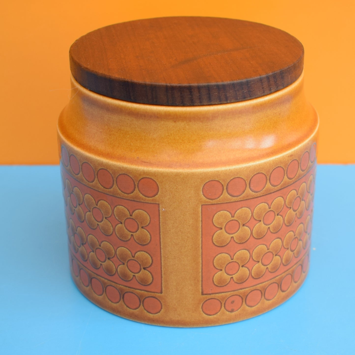 Vintage 1970s Hornsea Saffron Mixed by Pineapple Retro
