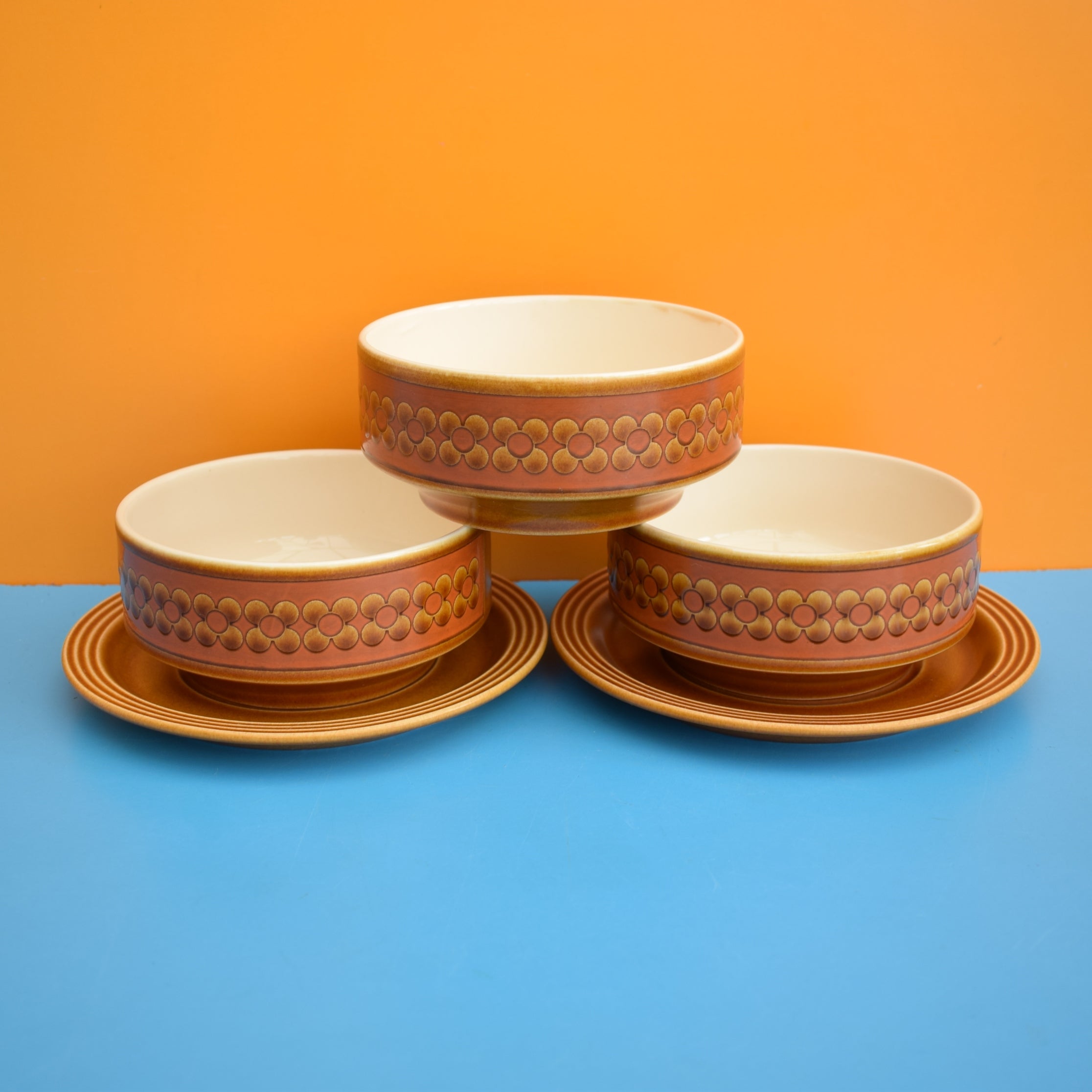 Vintage 1970s Hornsea Saffron Mixed – Pineapple Retro