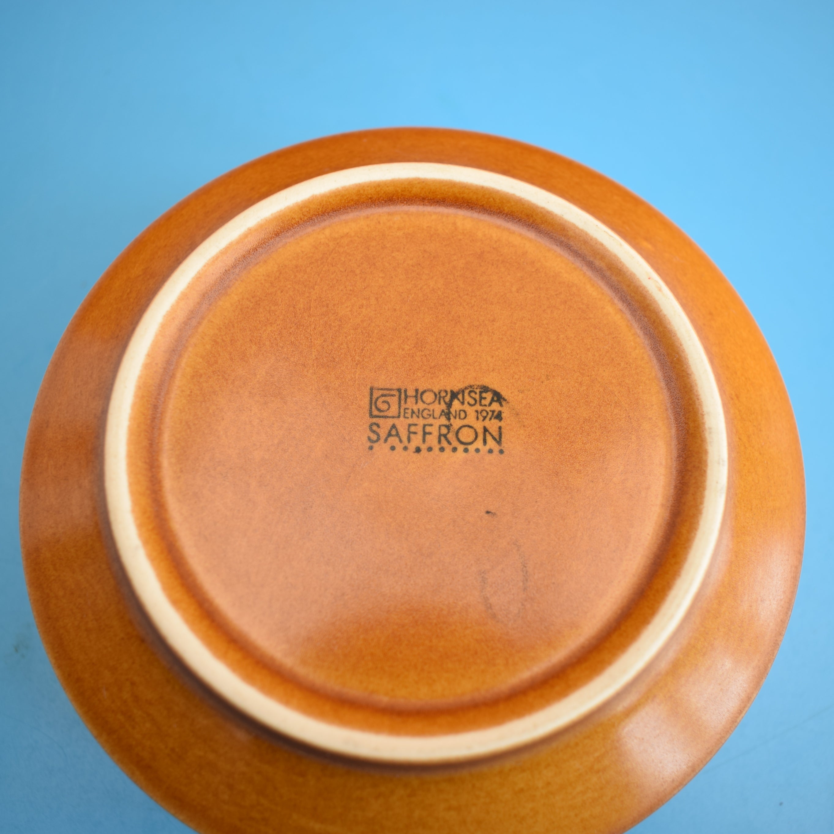 Hornsea Saffron ケーキプレート 4枚セット 1974年製 1974 Hornsea Saffron coffee set, bargain at £5 : r/ThriftStoreHauls