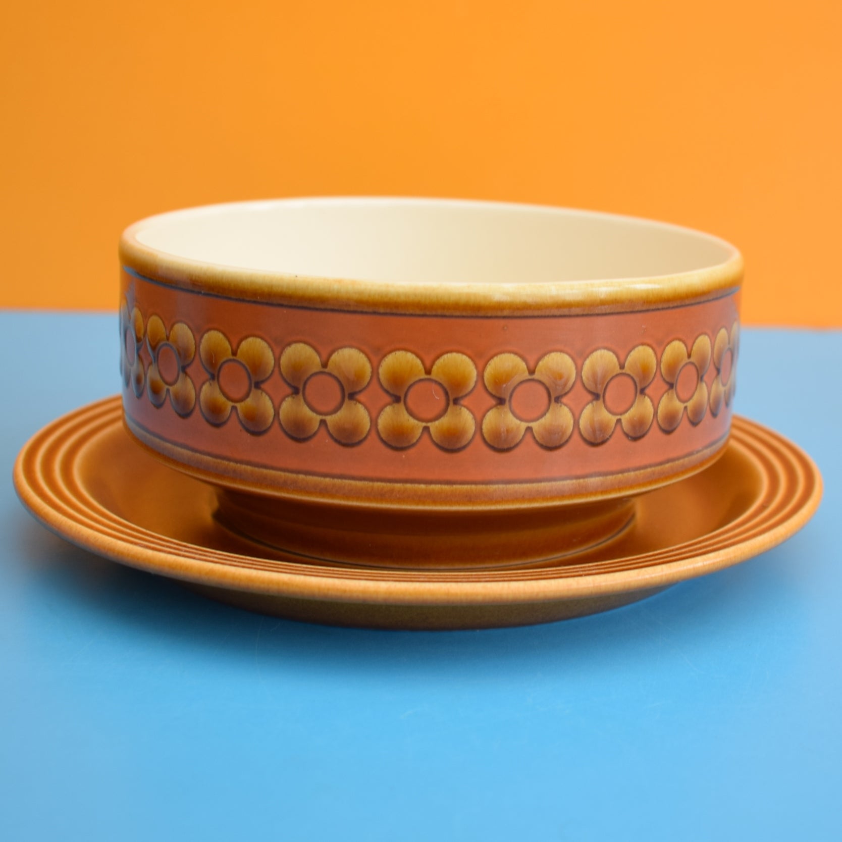 Vintage 1970s Hornsea Saffron Mixed – Pineapple Retro