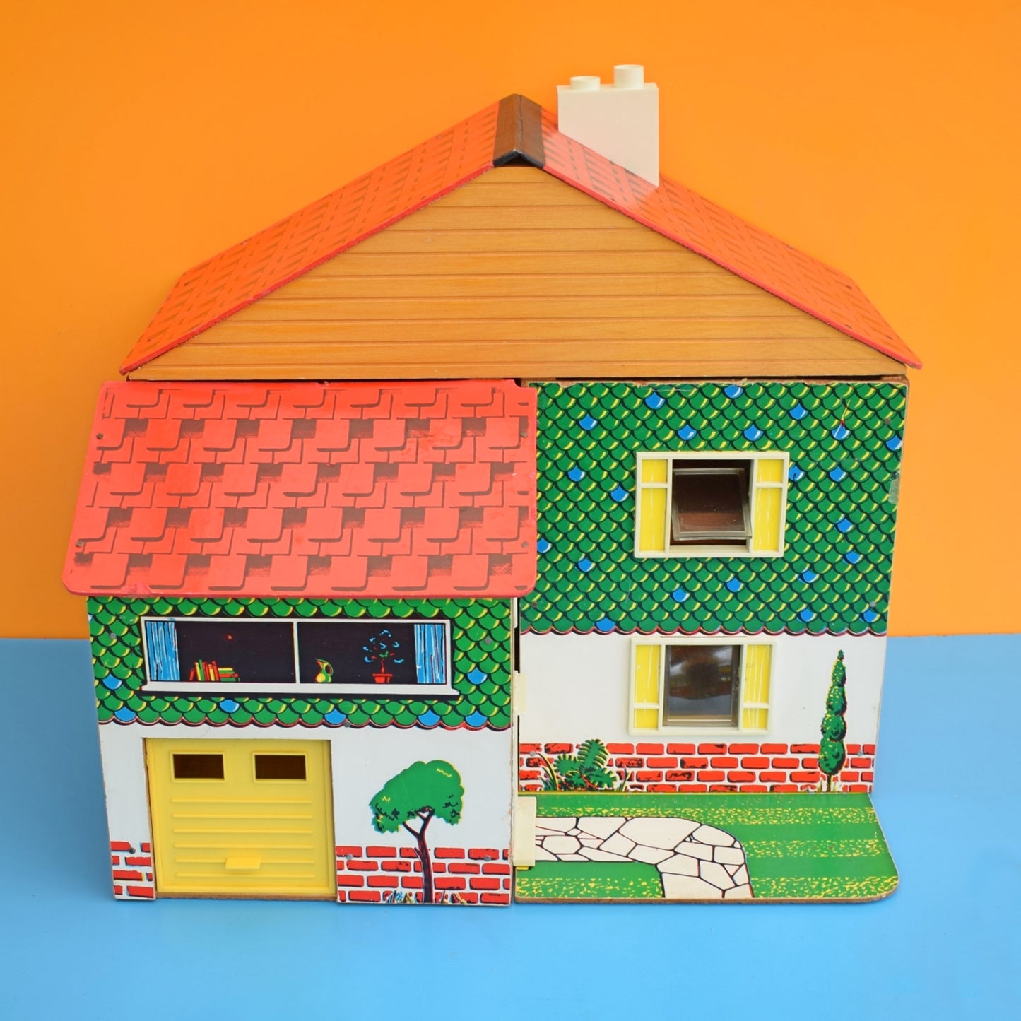 Vintage 1970s Mettoy Dollhouse / Tofa Furniture