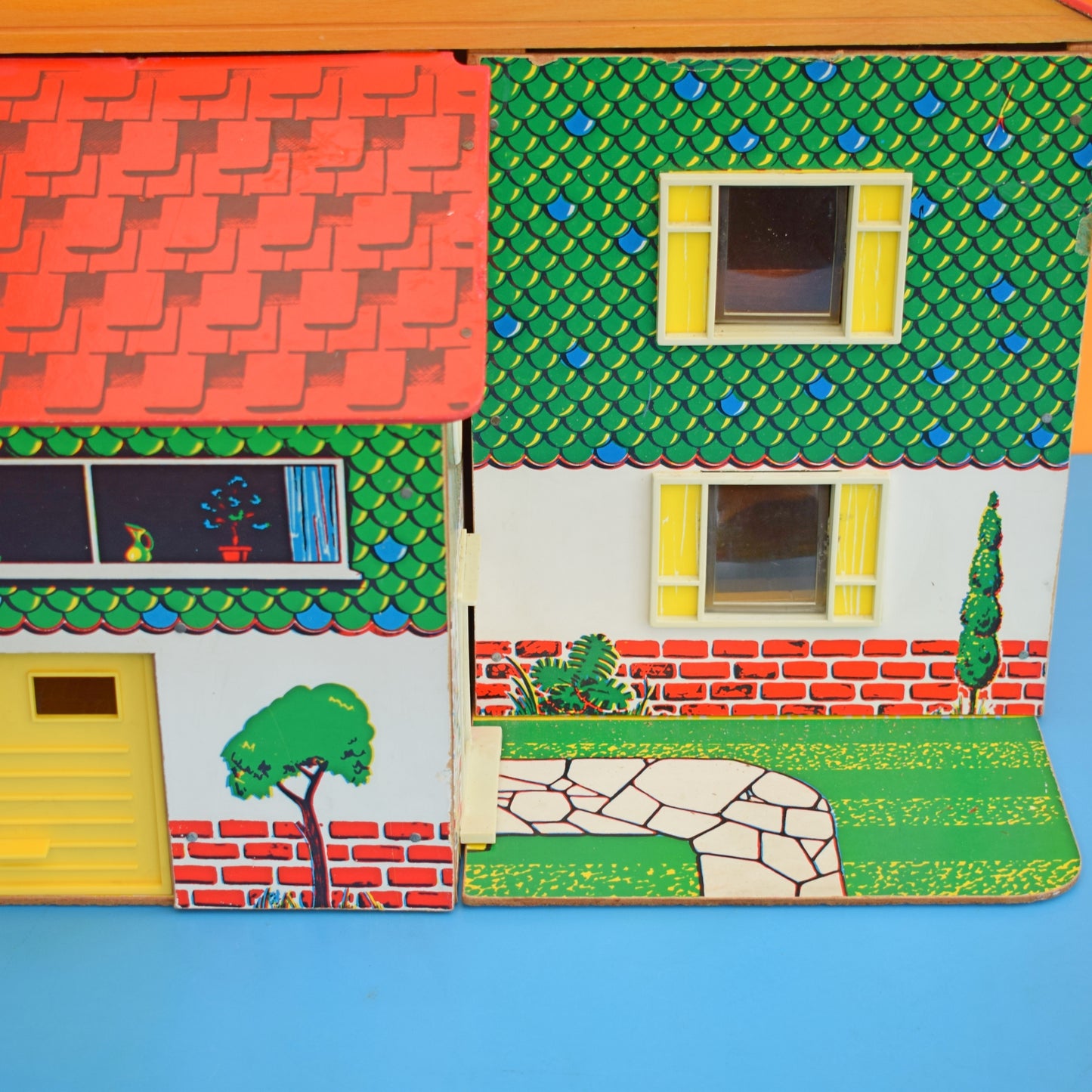 Vintage 1970s Mettoy Dollhouse / Tofa Furniture