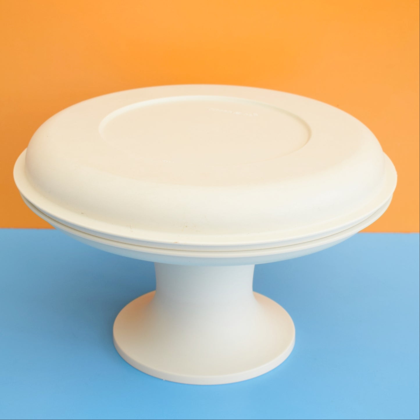 Vintage 1980s Tupperware Cake Stand