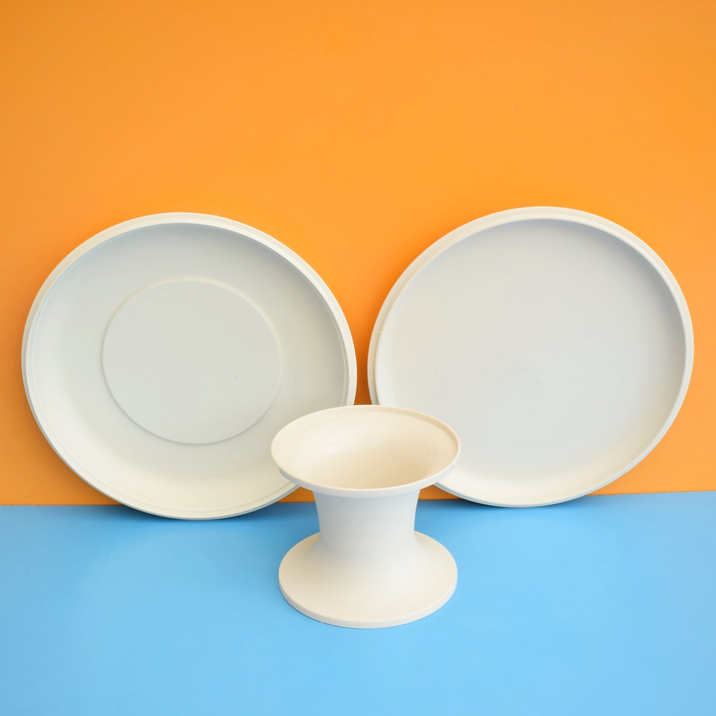 Vintage 1980s Tupperware Cake Stand