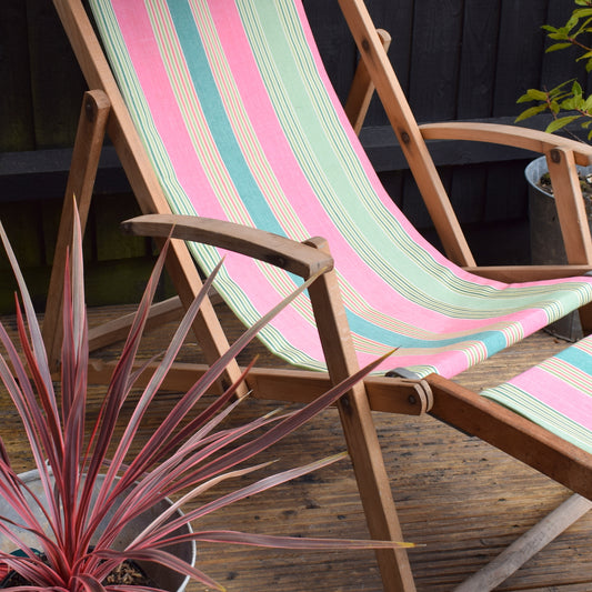 Vintage Stunning Deckchair With Sunshade & Footrest by Pineapple Retro