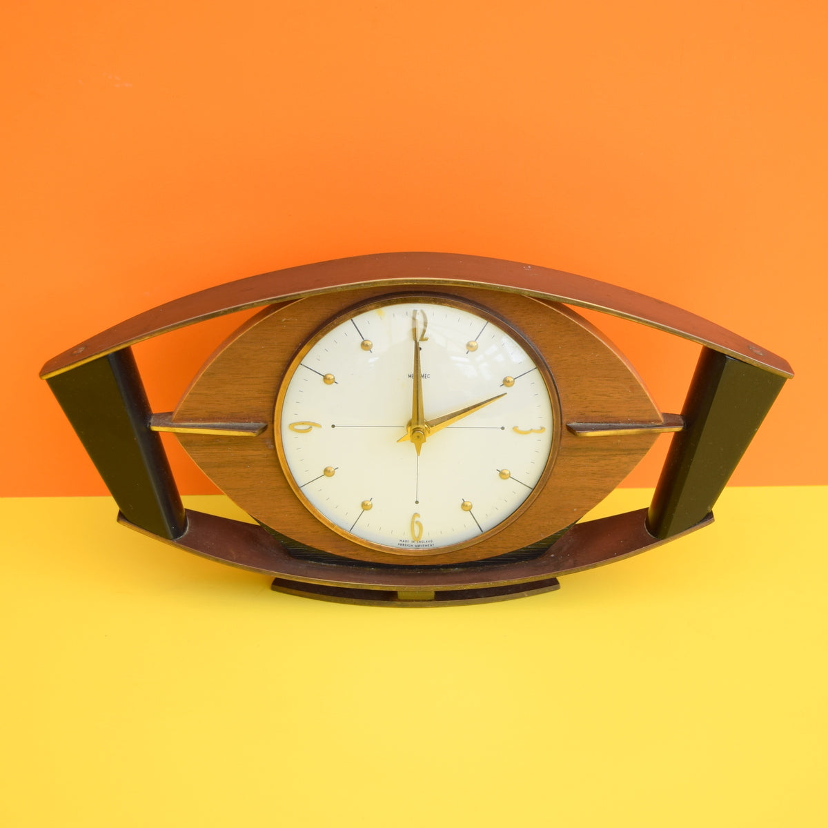 Vintage 1950s Mantel Clock - Shape Of An Eye - Metamec