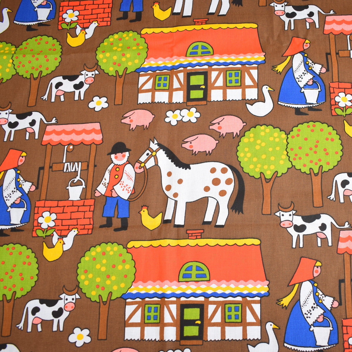 Vintage Fabric - Children's Farm Design - Animals - Long Length