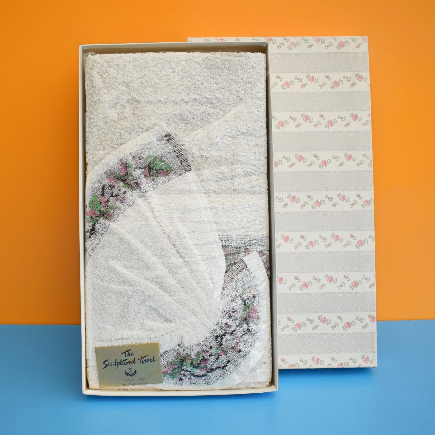 Vintage 1960s Towel Set- Boxed