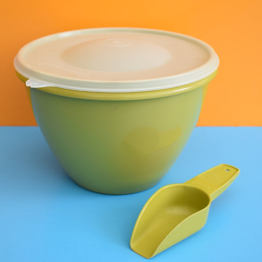 Vintage 1960s Tupperware Container/ Scoops- Green