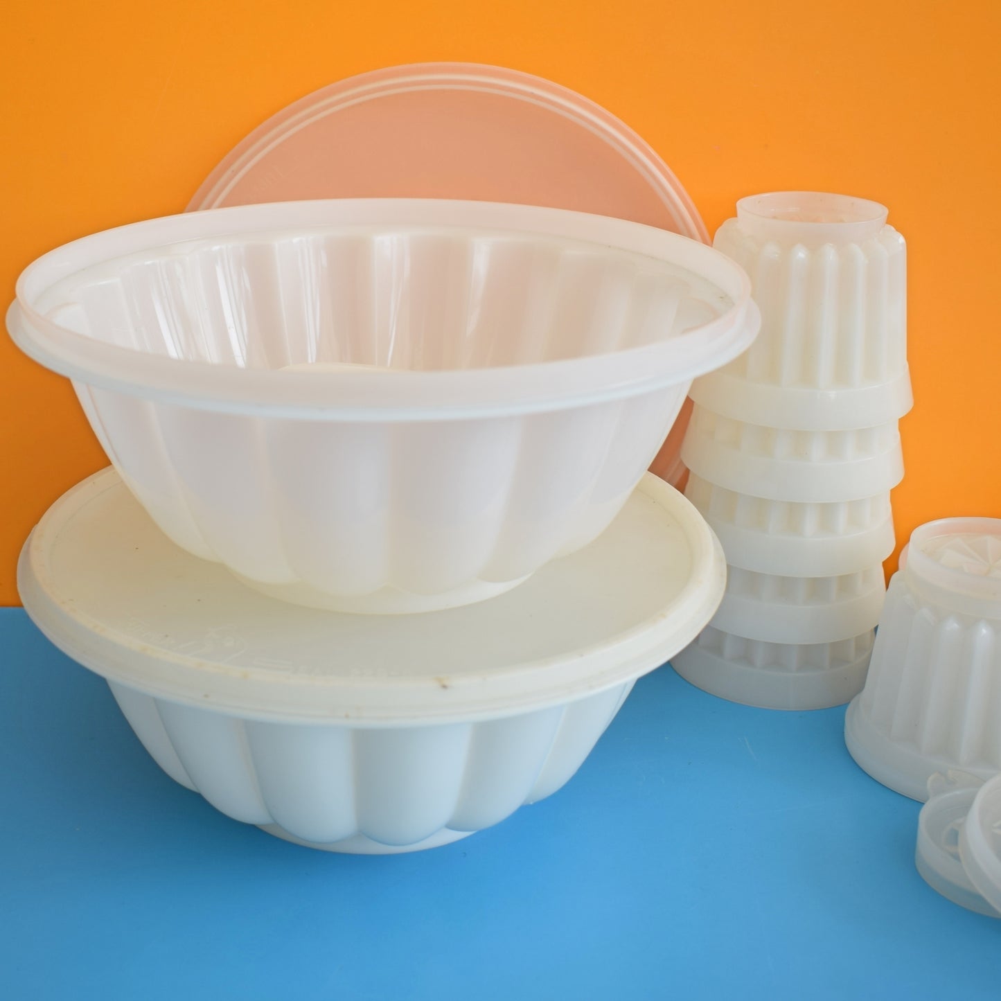 Vintage 1970s Tupperware Jelly Mould / Ice Sets .