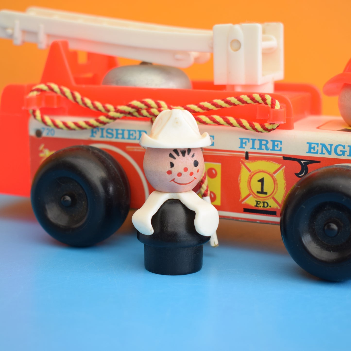 Vintage 1970s Fisher Price - Fire Engine - Classic Toy .