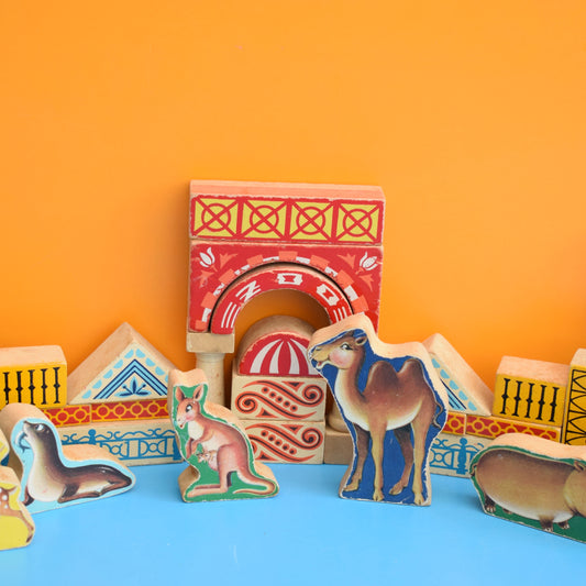 Vintage 1960s Zoo Wooden Block Set by Vintage