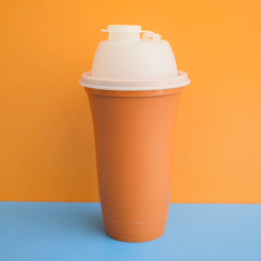 Vintage 1970s Tupperware Quick Shake Beaker by Pineapple Retro