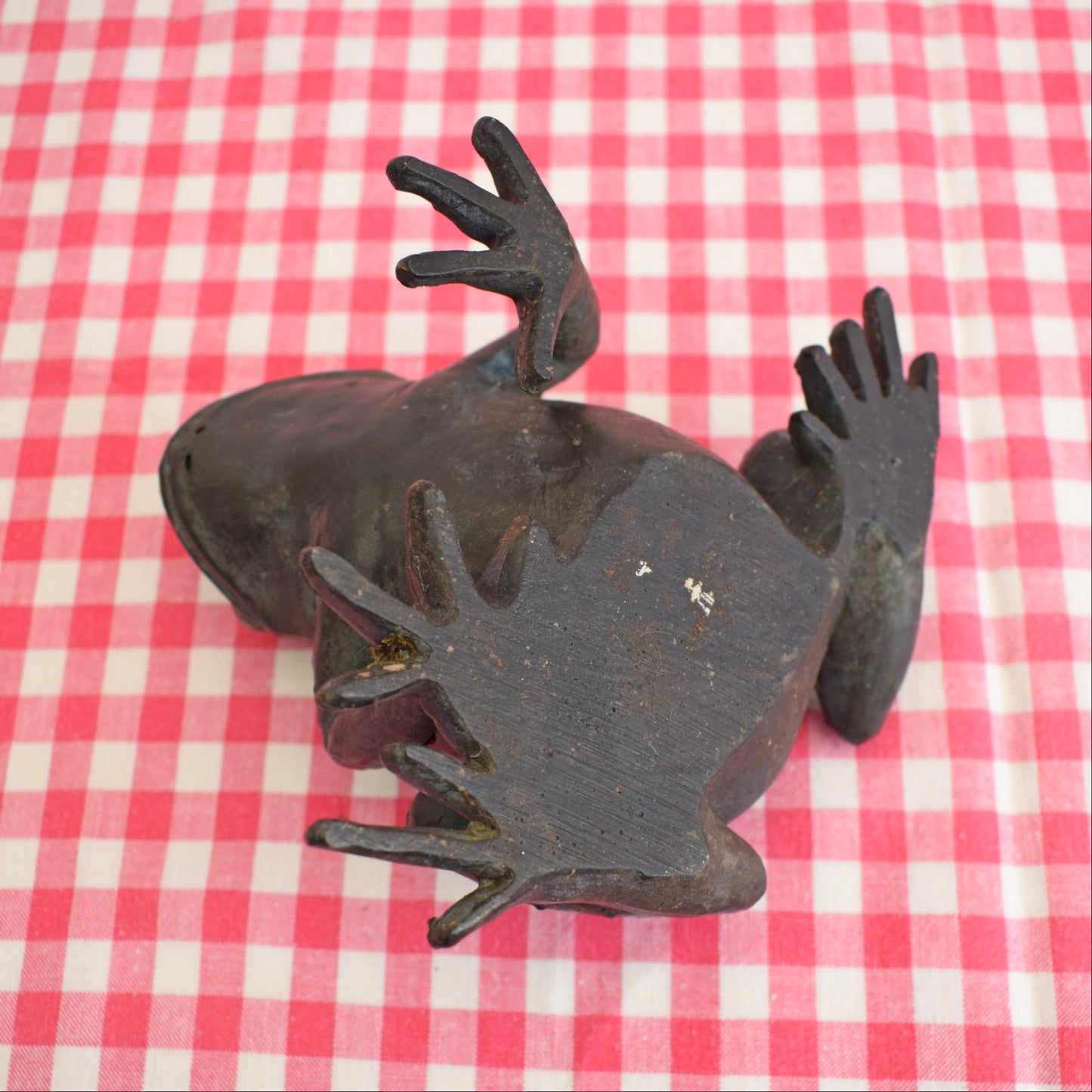 Vintage Realistic Toad / Frog Figure - Life Size