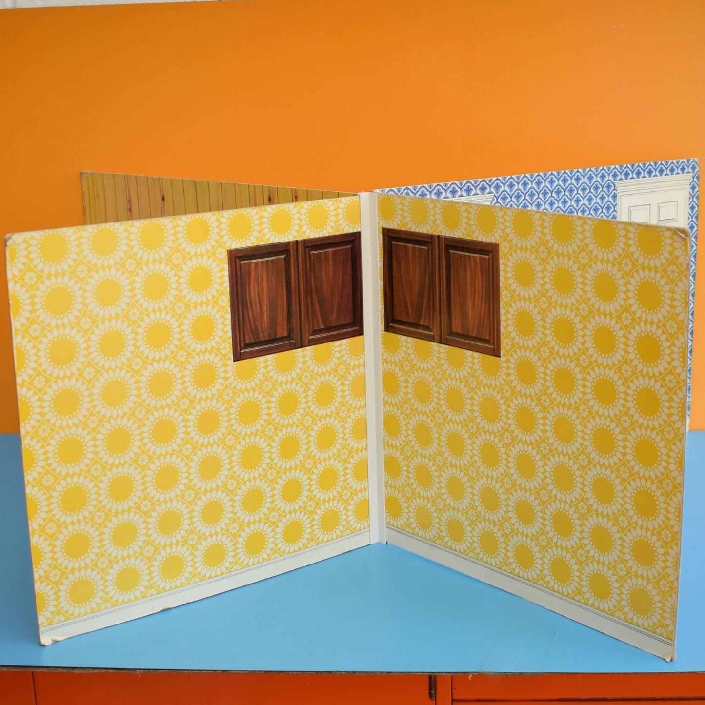 Vintage 1970s Sindy House / Rooms