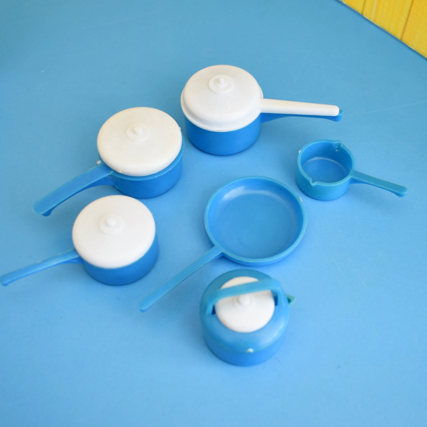 Vintage 1970s Sindy Doll Kitchen Pieces