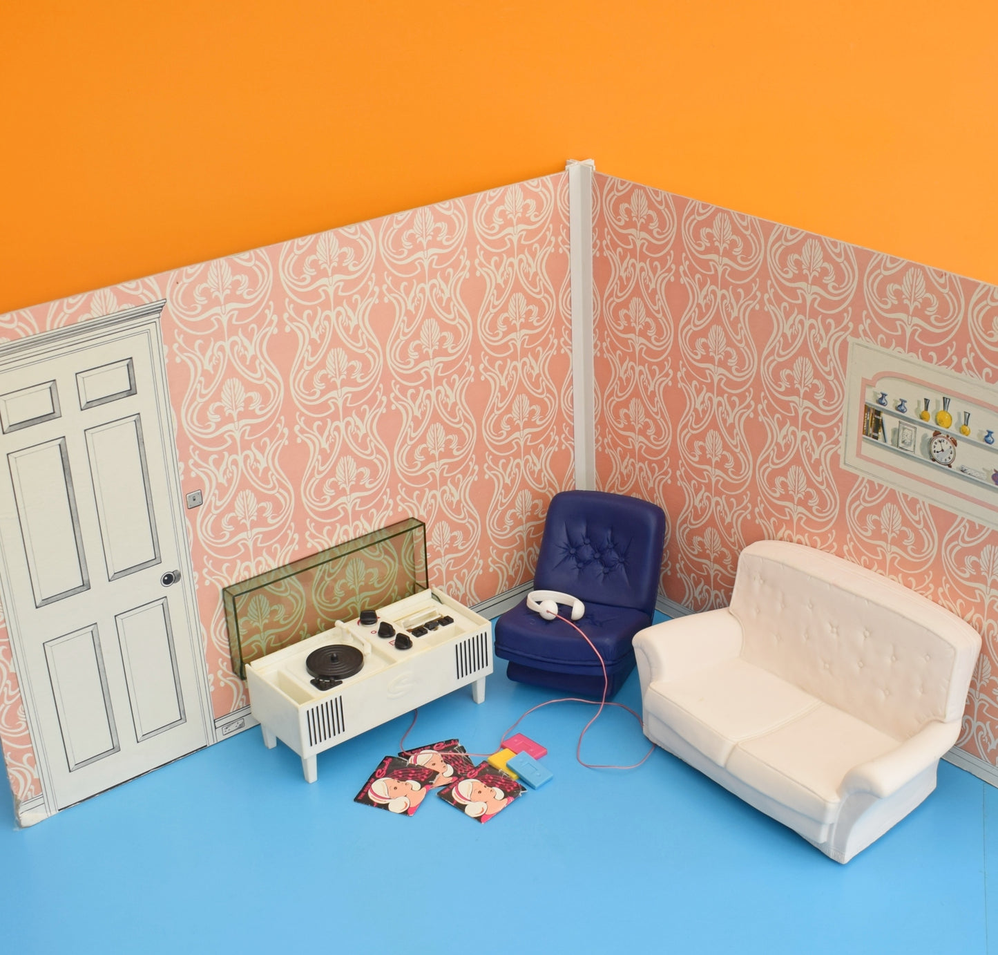 Vintage 1970s Sindy Doll Lounge Pieces