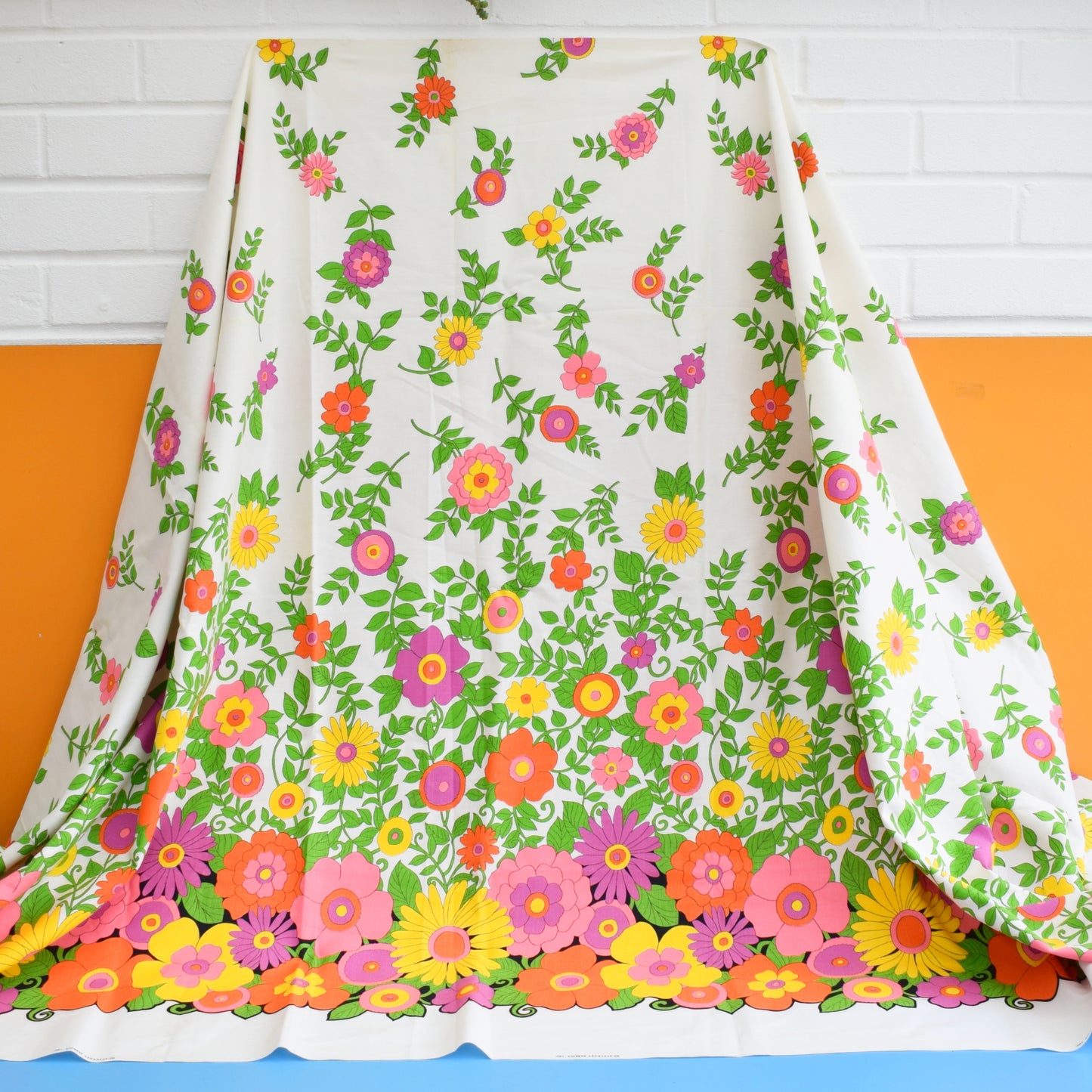Vintage 1960s Amazing Bold Fabric Length - Flower Power