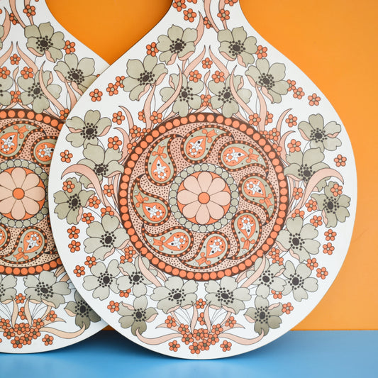 Vintage 1970s Large Chopping Board - Flowers by Pineapple Retro