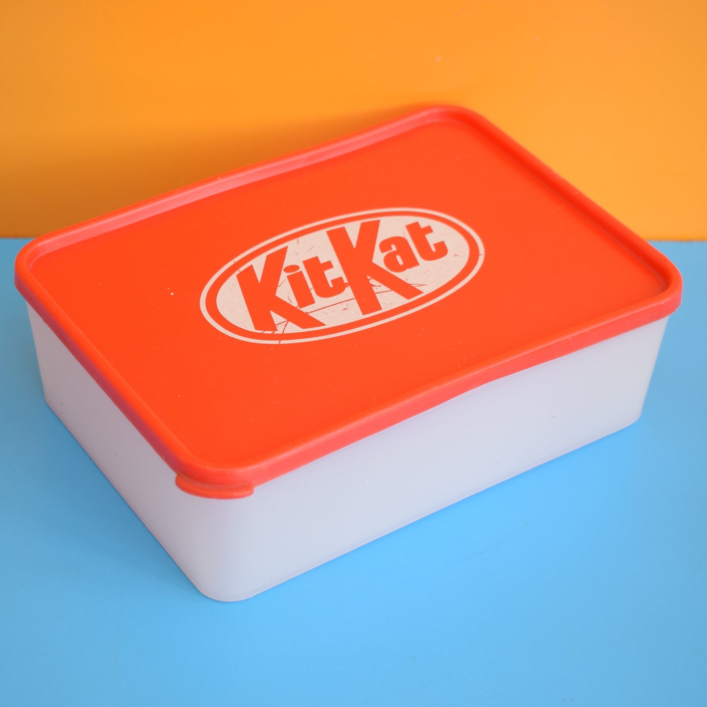 Vintage 1980s Plastic KitKat Lunchbox