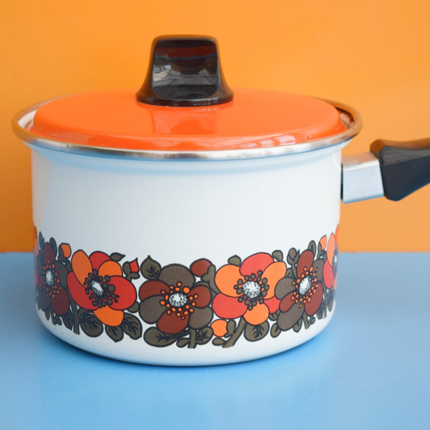 Vintage 1960s Saucepan - Orange Flowers