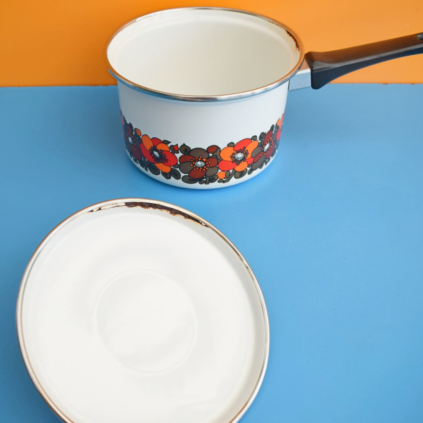 Vintage 1960s Saucepan - Orange Flowers