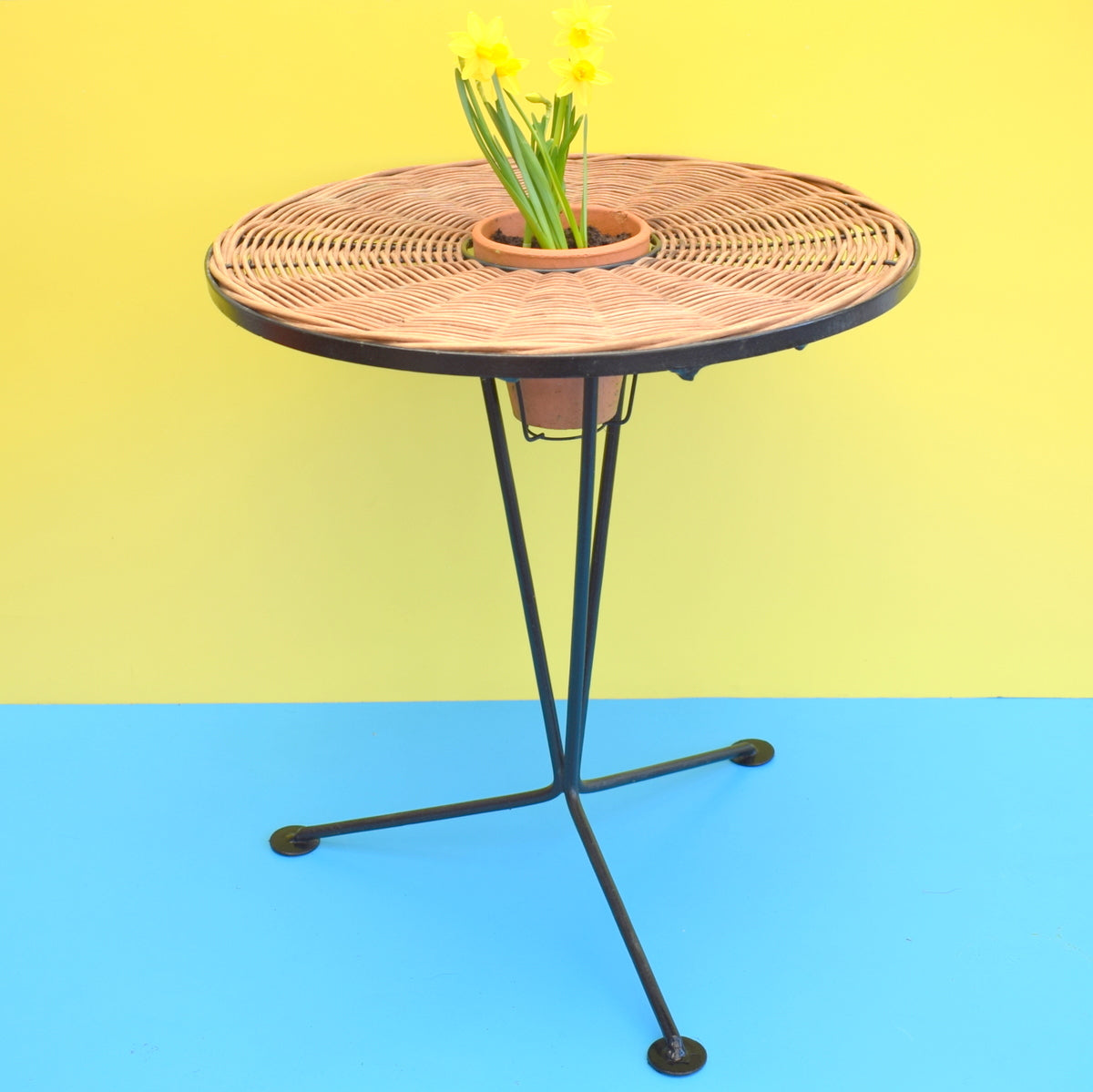 Vintage 1950s Round Wicker Side / Plant Table