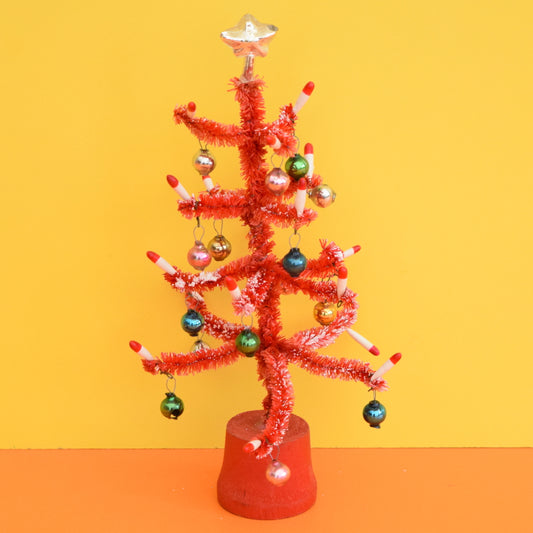 Vintage 1950s Small Pipe Cleaner Christmas Tree With Glass Decorations - Red