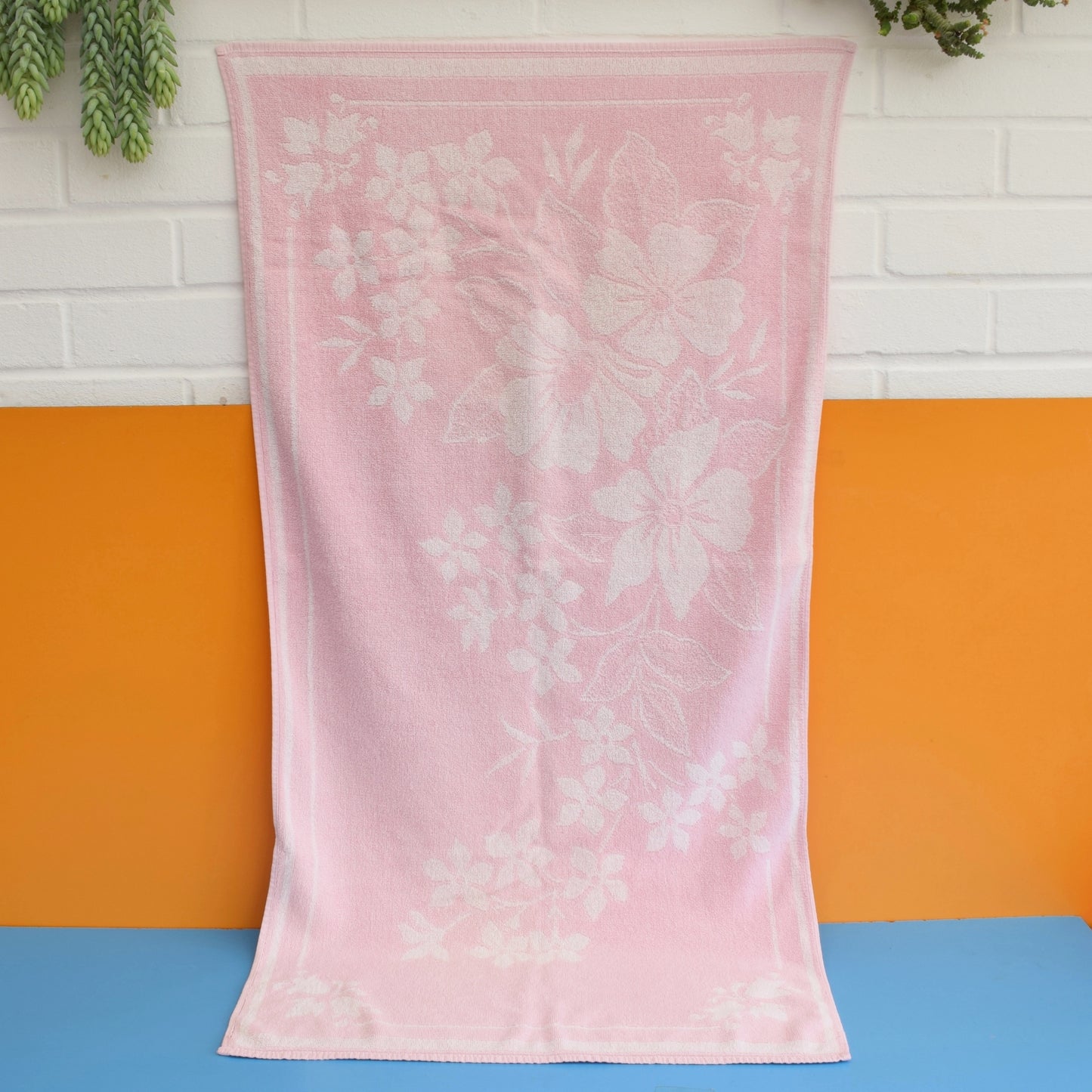 Vintage 1970s Cotton Towel Set- Pink