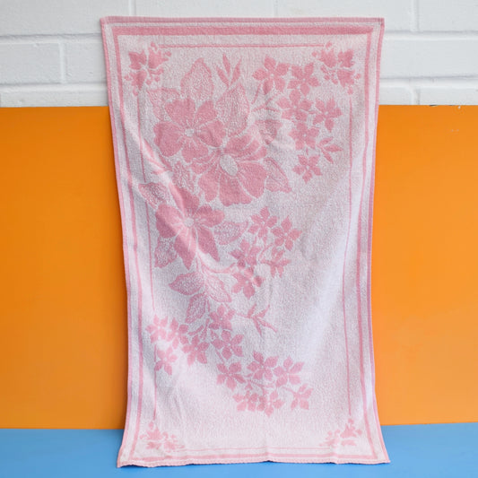 Vintage 1970s Cotton Towel Set- Pink by Pineapple Retro