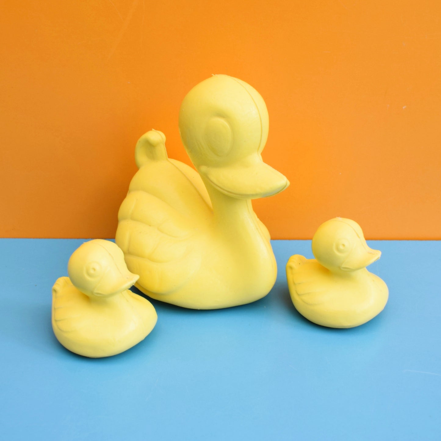 Vintage 1970s kitsch Plastic Duck Family