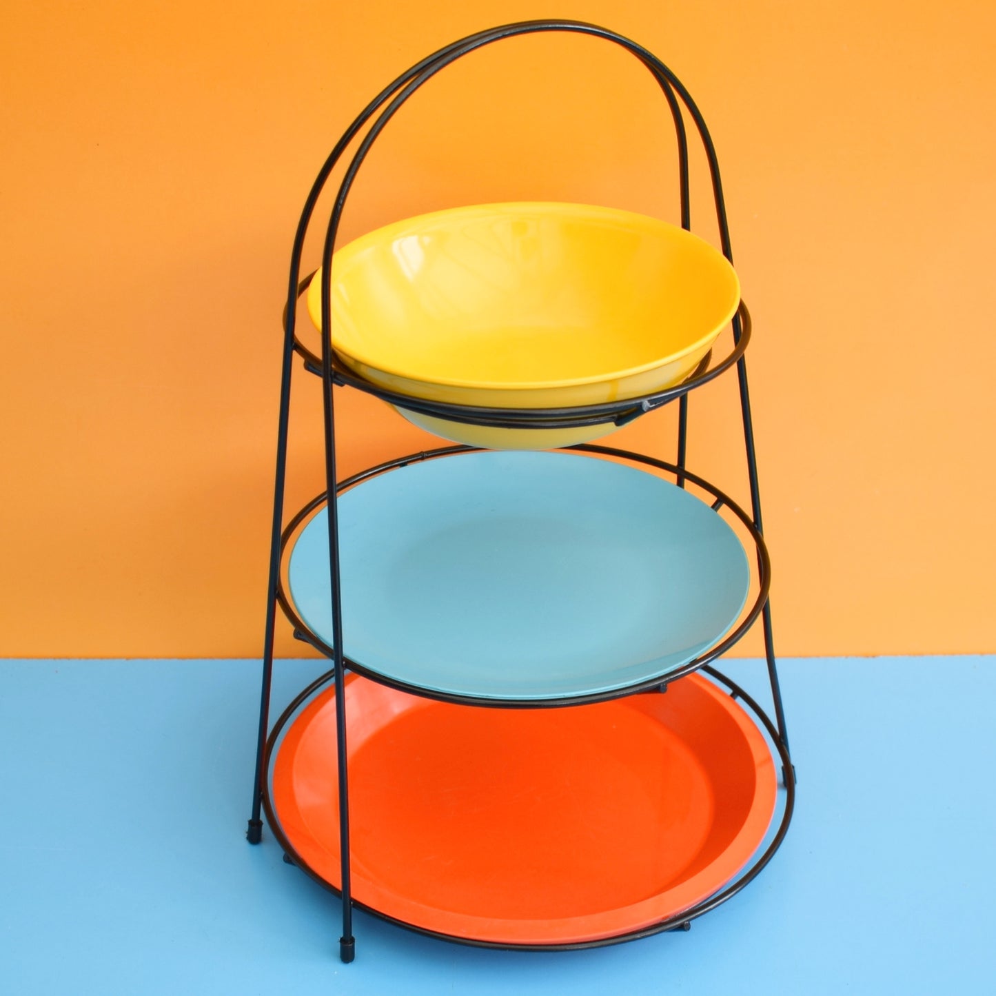Vintage 1960s Atomic Nibble Stand by Vintage