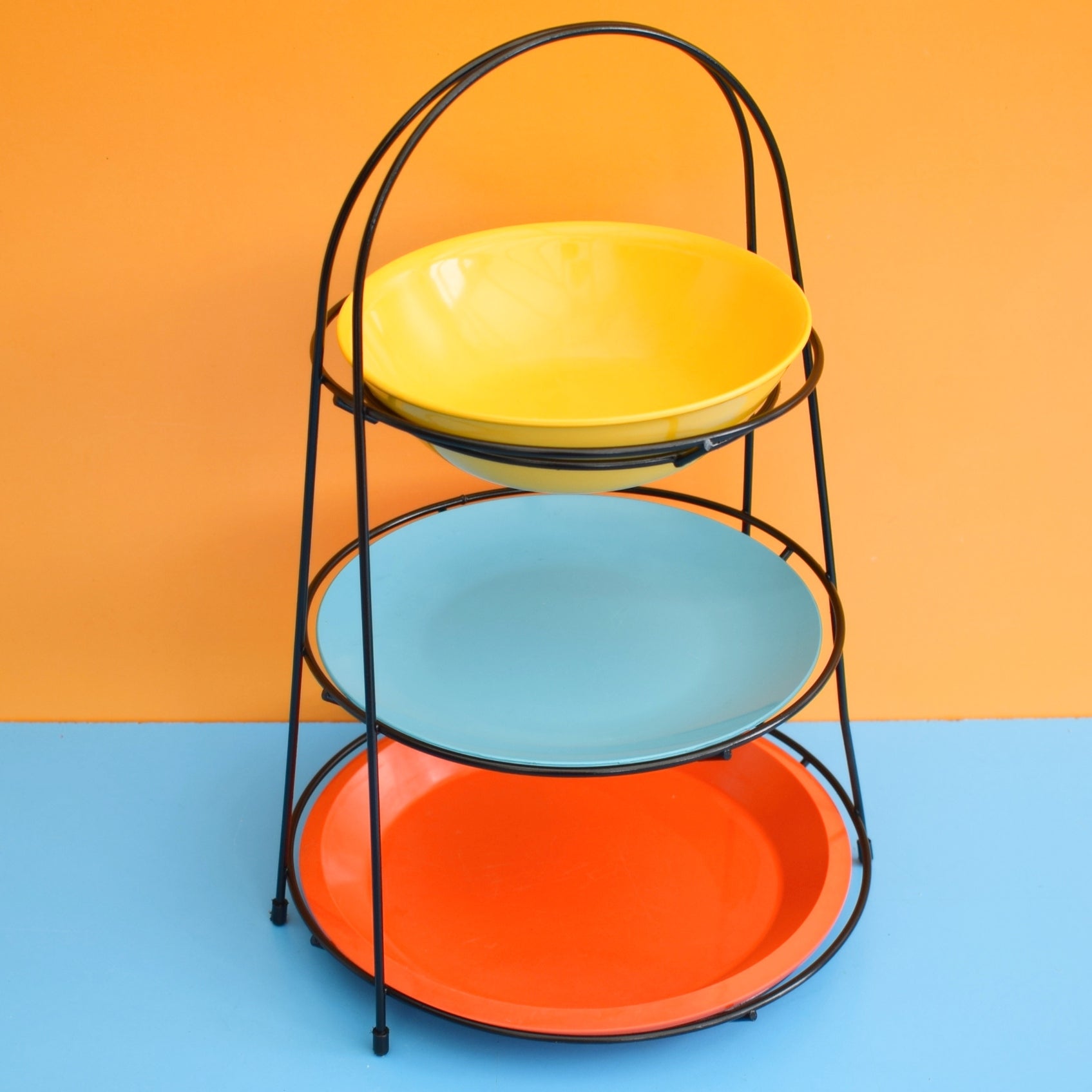 Vintage 1960s Atomic Nibble Stand by Vintage