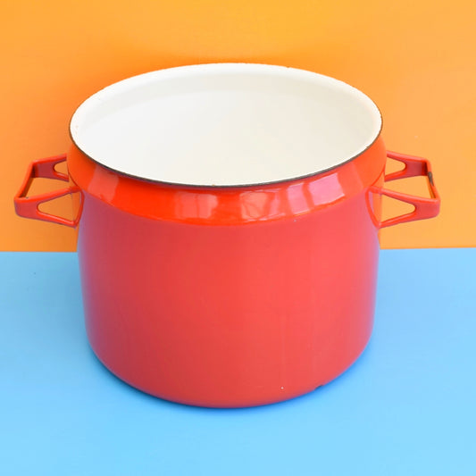 Vintage 1960s Enamel Deep Pan / Planter - Finel Arabia - Red by Vintage