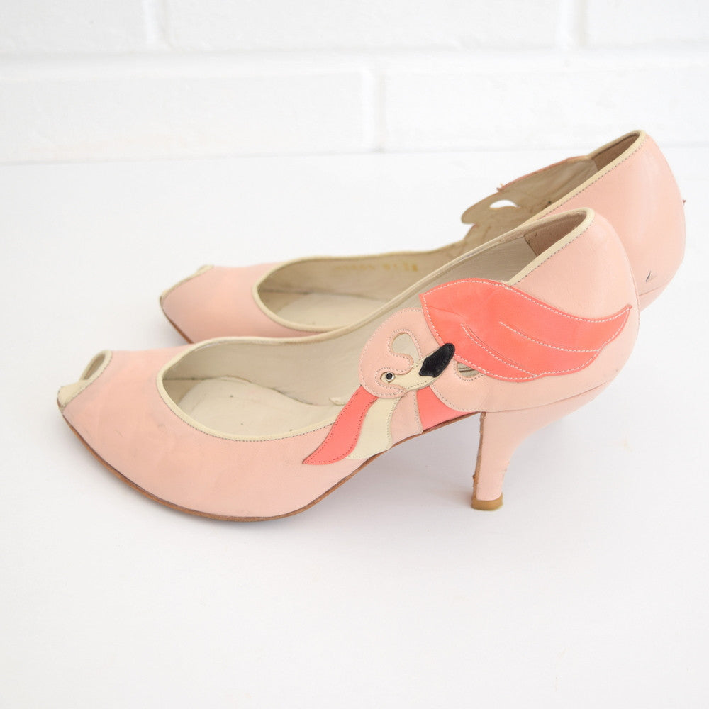 Vintage Leather Flamingo Heeled Shoes - Size 5, Pink side