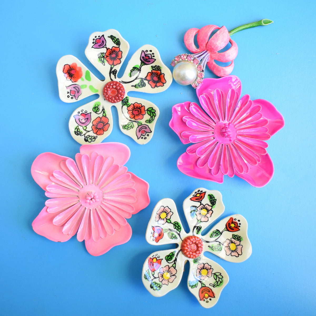 Vintage 1970s Enamel Brooch Pins - Flower Designs - Pink Mixed