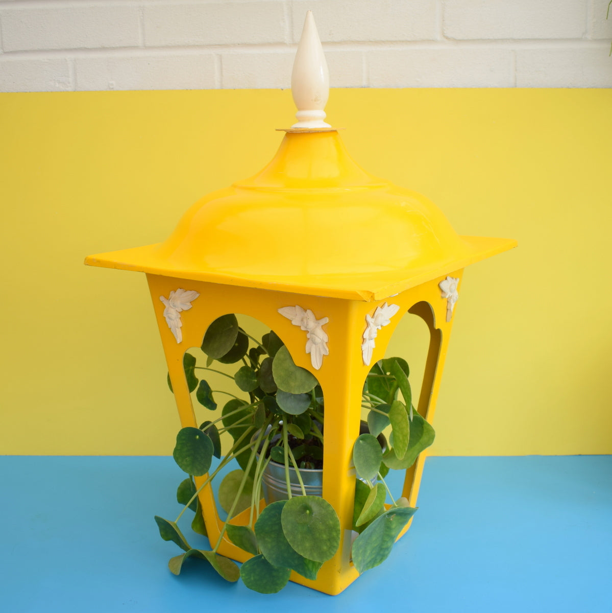 Vintage Large Fibreglass Lantern - Lamp/ Planter / Bird Feeder - Yellow & White