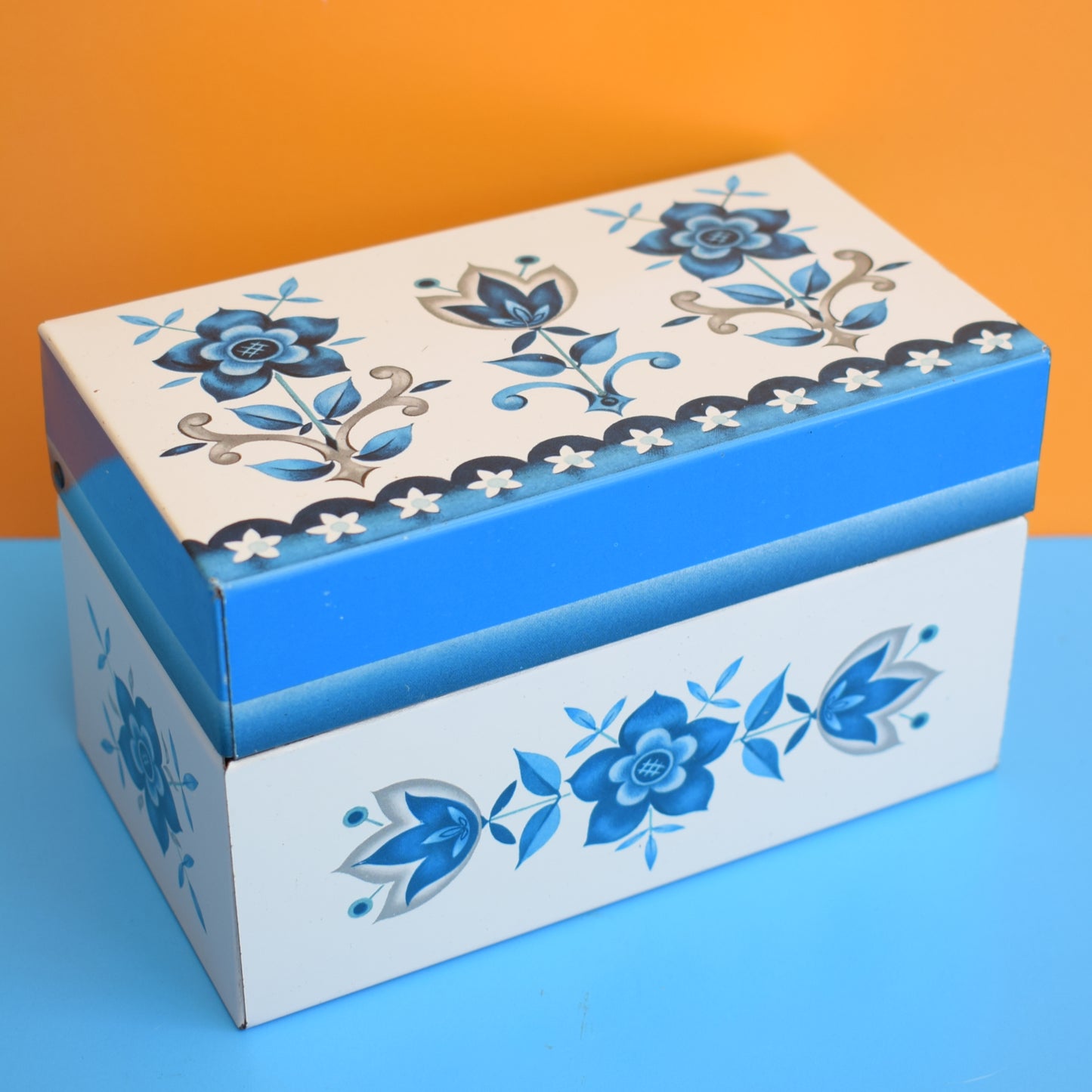 Vintage 1960s Recipe Card Box - Worcester Ware - Blue