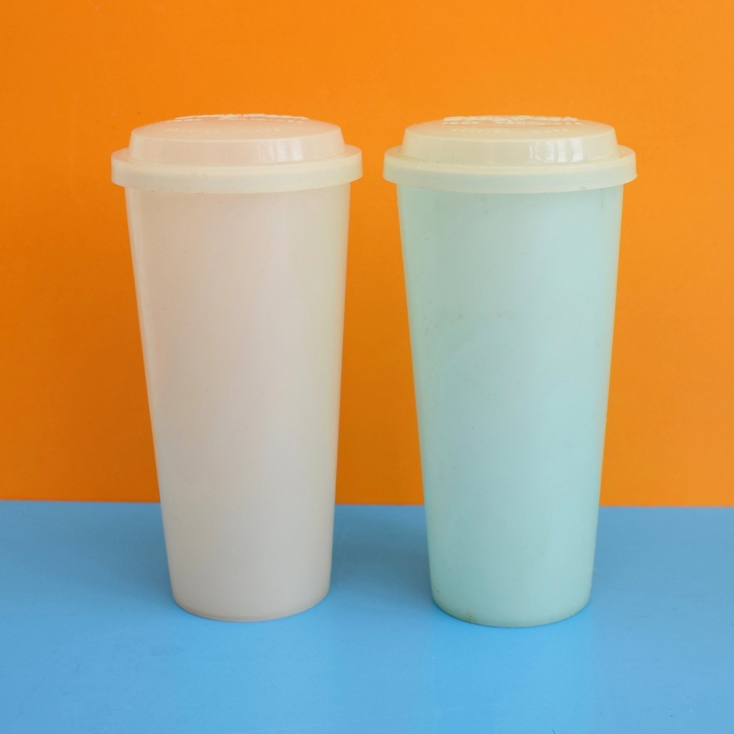 Vintage 1960s Plastic Tupperware / Similar - Pastel Shades