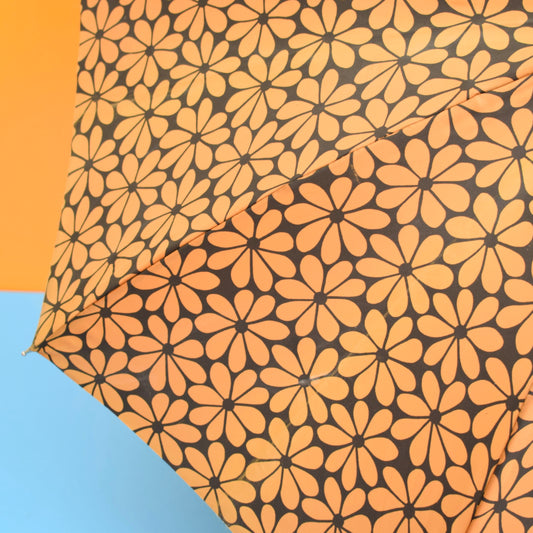 Vintage 1970s Umbrella - Flower Power - Brown