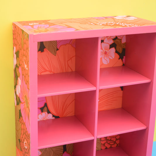 Vintage 1970s Wooden Display Unit / Shelves - Pink & Flower Power Wallpaper