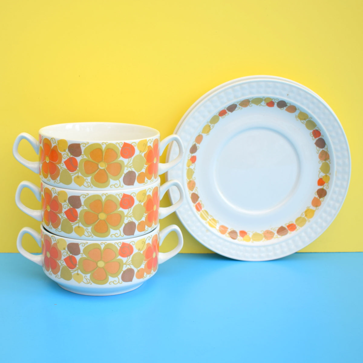 Vintage 1960s Pontesa Fantasia Ceramic Soup Bowls / Plates - Spanish - Flower Power - Orange