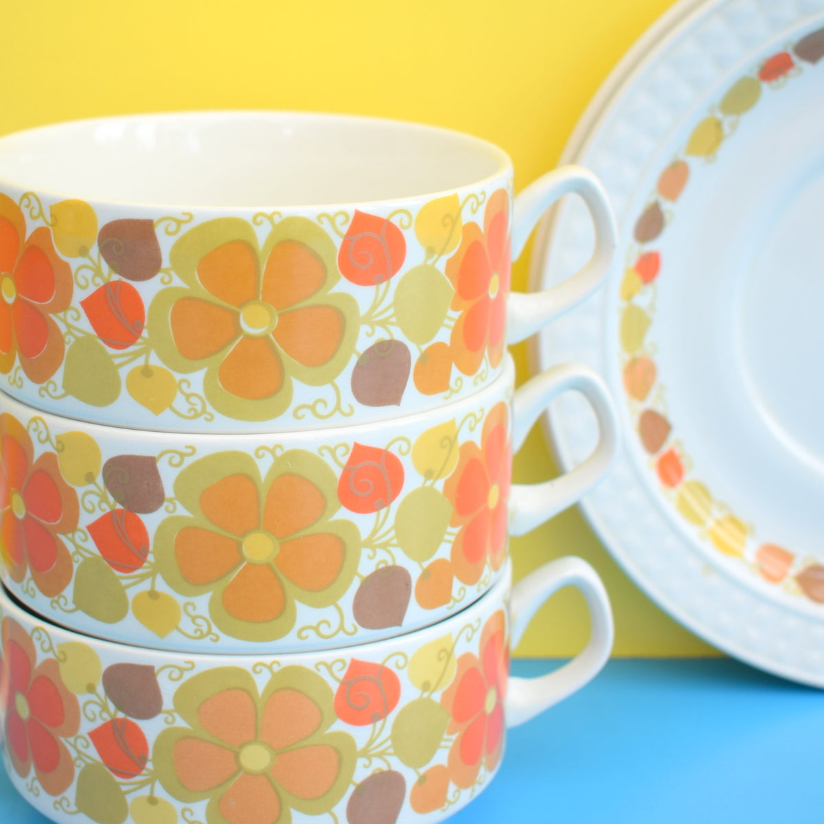Vintage 1960s Pontesa Fantasia Ceramic Soup Bowls / Plates - Spanish - Flower Power - Orange