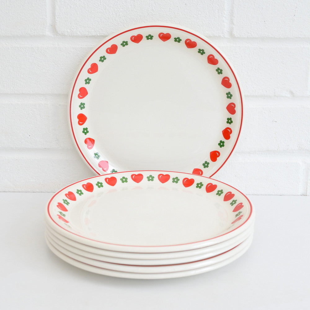 6 Vintage 1970s Barratts China Hearts & Flowers Small Dinner Plates, Red & Green