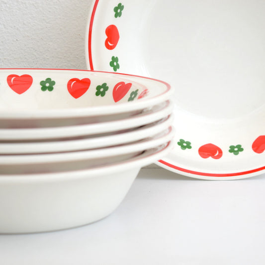 6 Vintage 1970s Barratts China Hearts & Flowers Bowls, Red & Green
