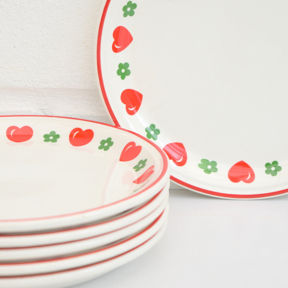 6 Vintage 1970s Barratts China Heart & Flowers Tea plate Set, Red & Green